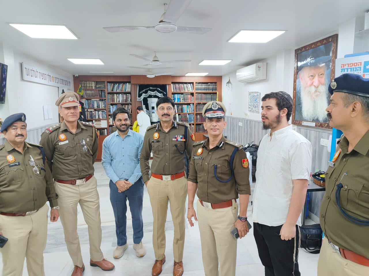 Chabad New Delhi – Main Bazaar